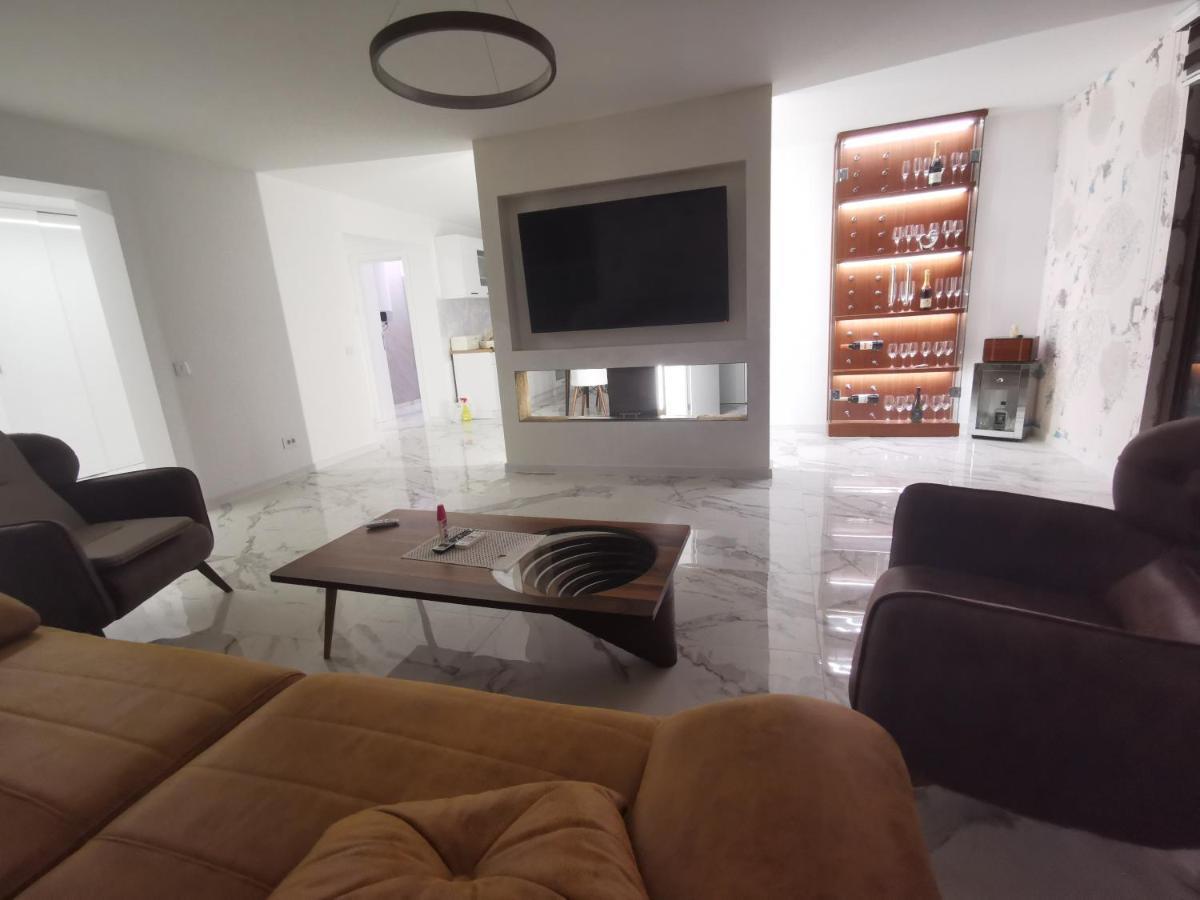 Excellent Time Apartment Belgrade Exterior photo