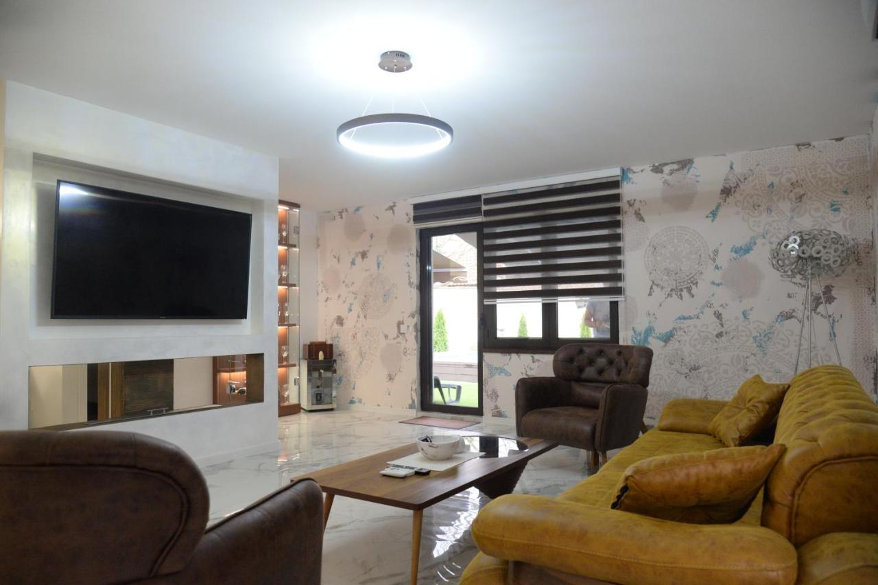 Excellent Time Apartment Belgrade Exterior photo